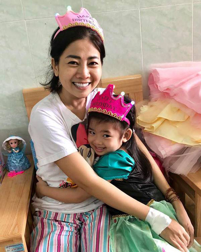 Con gái cố NS Mai Phương đón sinh nhật vắng mẹ, bảo mẫu tiết lộ thay đổi lớn và làm rõ tin quan trọng về bé Lavie - Ảnh 7.