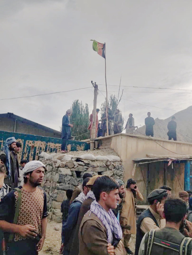 NÓNG: Tự tin làm cỏ thành trì quân nổi dậy Afghanistan bằng đặc nhiệm khét tiếng, Taliban nếm trái đắng đầu tiên! - Ảnh 1.