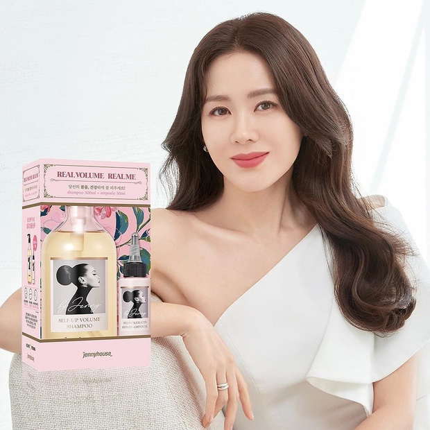 Son Ye Jin bị tóm gọn hẹn hò ăn tối với Hyun Bin giữa tin đồn mang thai, còn để lại vật kỷ niệm đặc biệt này - Ảnh 4.