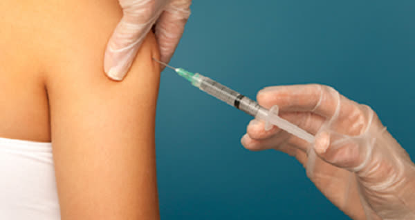 Bị viêm ruột mạn tính có được tiêm vaccine COVID-19? - Ảnh 2.
