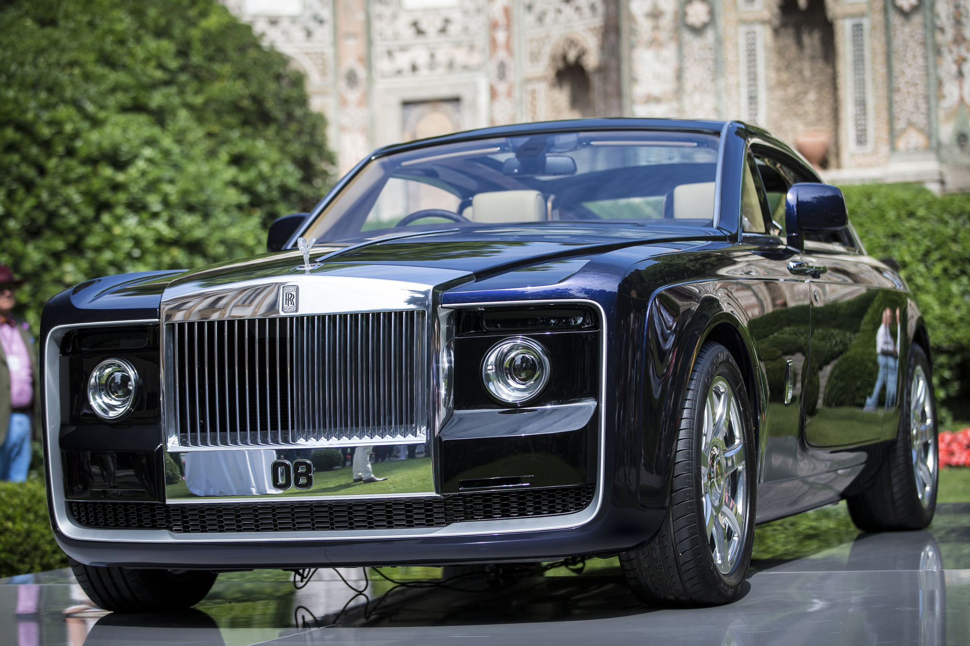 Năm 2021 RollsRoyce đạt kỷ lục doanh số cao nhất lịch sử 117 năm