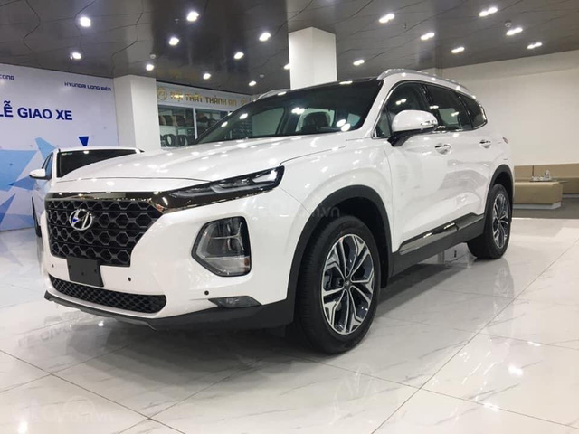 Bốc trúng biển sảnh rồng 567.89’, Hyundai Santa Fe cũ vẫn đắt giá hơn Mercedes-Benz GLC cả trăm triệu đồng - Ảnh 4.