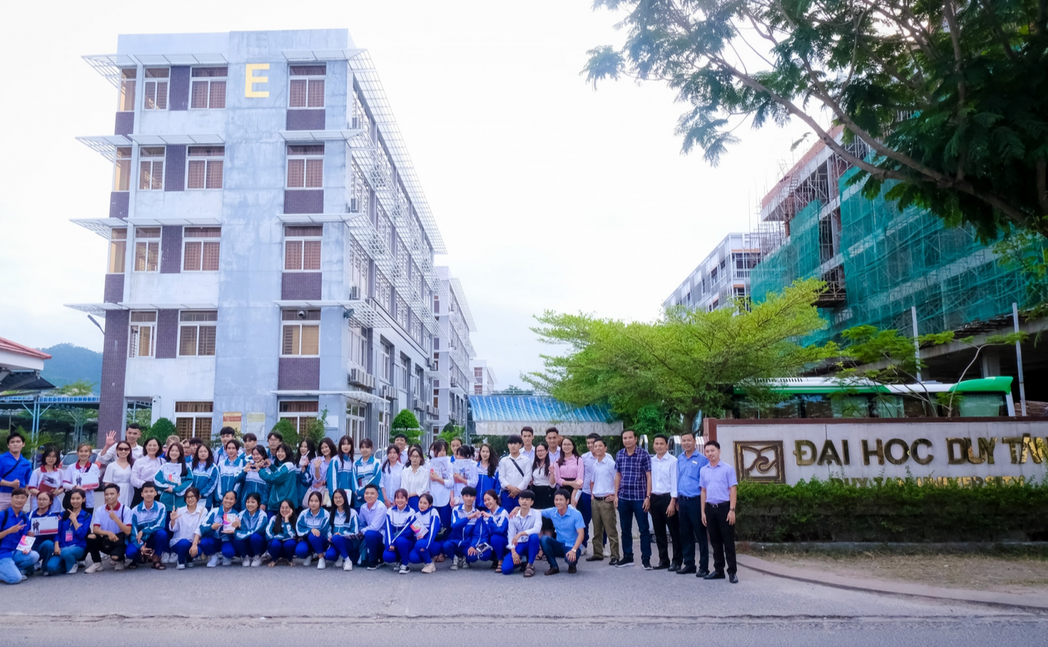 Nữ giảng viên Đại học Duy Tân Đà Nẵng phát ngôn phiến diện về công tác chống dịch, trường báo cáo Phòng An ninh - Ảnh 2. Nữ giảng viên Đại học Duy Tân Đà Nẵng phát ngôn phiến diện về công tác chống dịch, trường báo cáo Phòng An ninh - Ảnh 2.