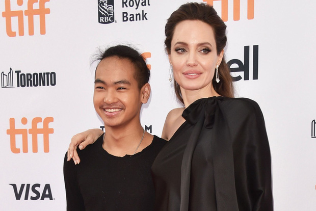 Revealing for the first time why Angelina Jolie adopted Maddox 20 years ago: Thanks to just one action, the Cambodian boy changed his life - Photo 9.