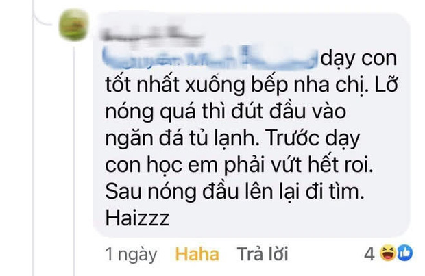 Dạy con học lớp 1, phụ huynh tức điên vì con đánh vần tờ ôm tôm huyền hùm, 7 trừ 2 bằng 9, nhưng xem cách viết chữ mới tấu hài nhất - Ảnh 3.