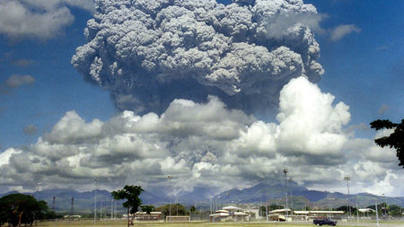 Những vụ phun trào núi lửa lớn trong tương lai có thể làm mát Trái đất mạnh hơn - Ảnh 1.