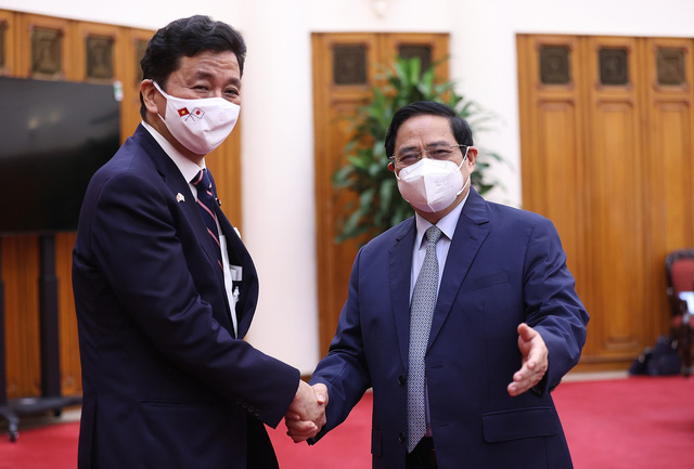 Thủ tướng cảm ơn Nhật Bản đã hỗ trợ Việt Nam hơn 3 triệu liều vaccine COVID-19 - Ảnh 1.