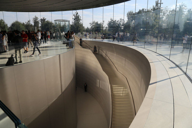 Cận cảnh Apple Park: Văn phòng đẹp nhất thế giới trị giá 5 tỷ USD, nơi tổ chức buổi ra mắt iPhone 13 đêm nay! - Ảnh 13.