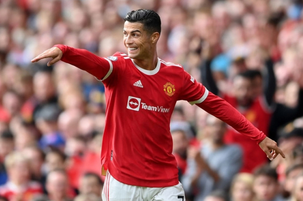 ĐHTB vòng 4 Premier League: Không thể thiếu Ronaldo! - Ảnh 3.