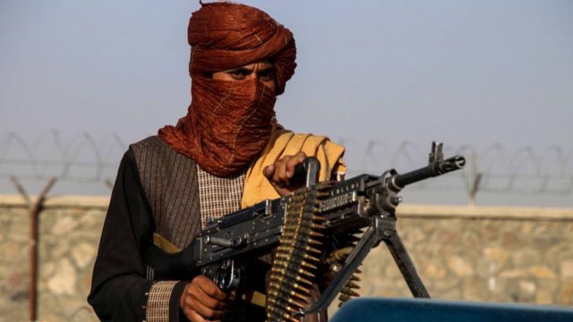 Chỉ cần một cú nổ, quân nổi dậy chôn sống hàng nghìn quân Taliban ở Panjshir - Nga tung đòn trả đũa thảm khốc! - Ảnh 1.