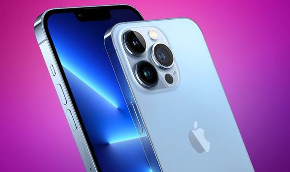 Đây là nơi bán iPhone 13 chát nhất thế giới – mua vé khứ hồi hạng thương gia sang Mỹ để mua vẫn rẻ hơn hàng nội địa - Ảnh 1.