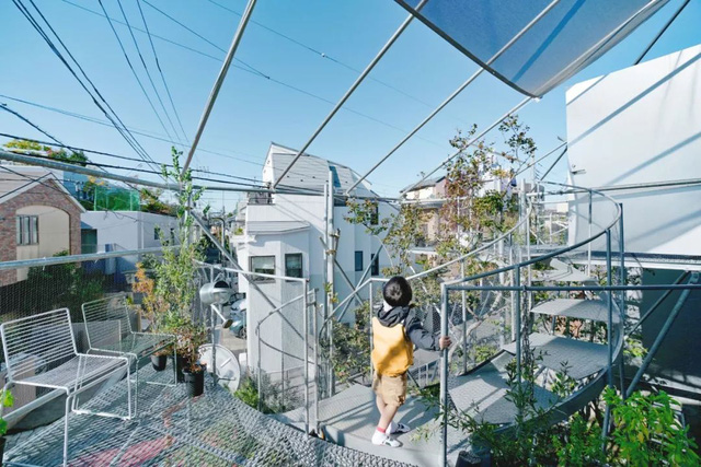 Gia đình ba thế hệ thiết kế ngôi nhà đặc biệt chỉ toàn ánh sáng và cây xanh ở Nhật Bản - Ảnh 25.