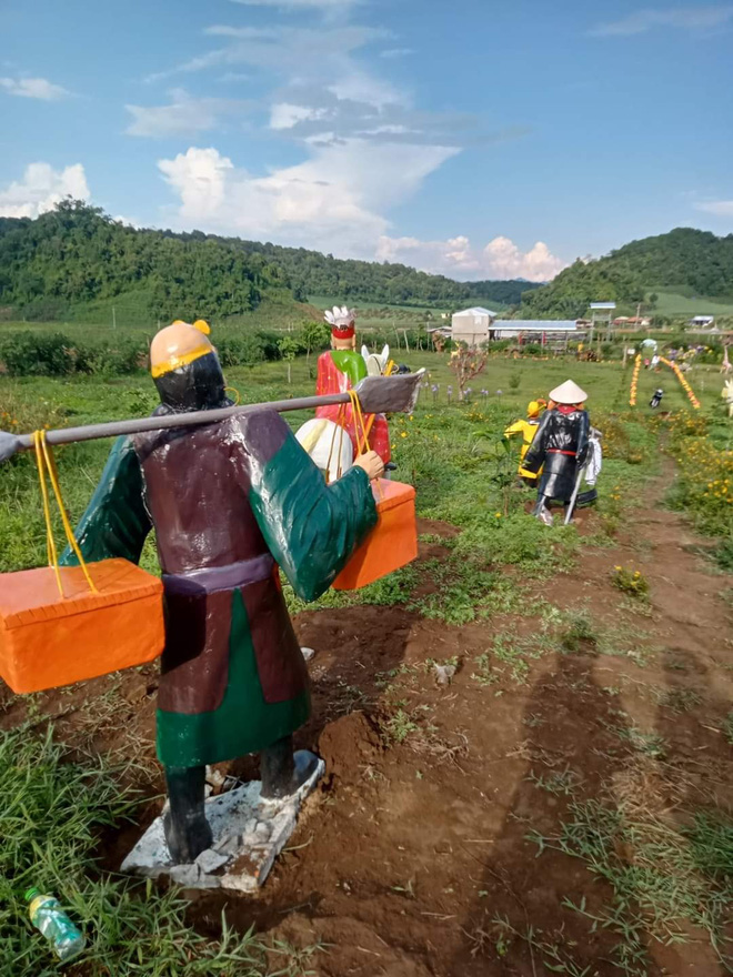 Sốc nặng vì hình ảnh thầy trò Đường Tăng du hí đến Sơn La, xem ảnh xong dân mạng liền nổ ra tranh cãi nảy lửa - Ảnh 3.