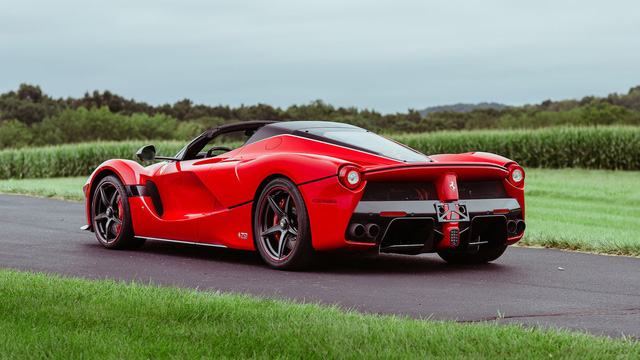 LaFerrari mới sẽ chào sân trong tháng 11: Siêu xe cho đại gia thích chơi hàng hiếm - Ảnh 4.