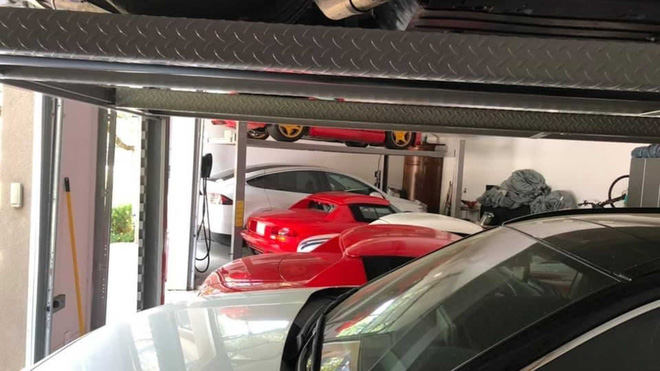 Đại gia bày cách xếp 7 ô tô vào trong garage sức chứa 3 xe nhưng bộ sưu tập mới khiến cộng đồng mạng thèm muốn - Ảnh 3.
