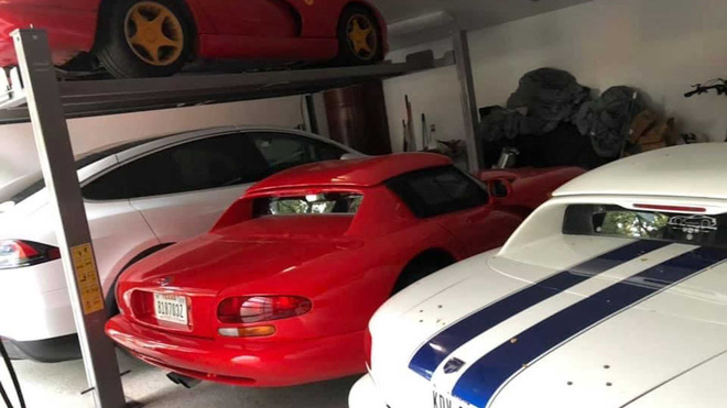 Đại gia bày cách xếp 7 ô tô vào trong garage sức chứa 3 xe nhưng bộ sưu tập mới khiến cộng đồng mạng thèm muốn - Ảnh 6.