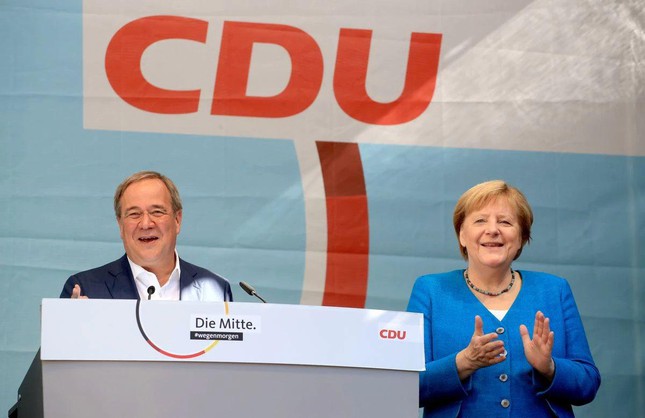 Bầu cử Đức: Kịch tính cuộc đua tìm người kế nhiệm Thủ tướng Merkel - Ảnh 1.