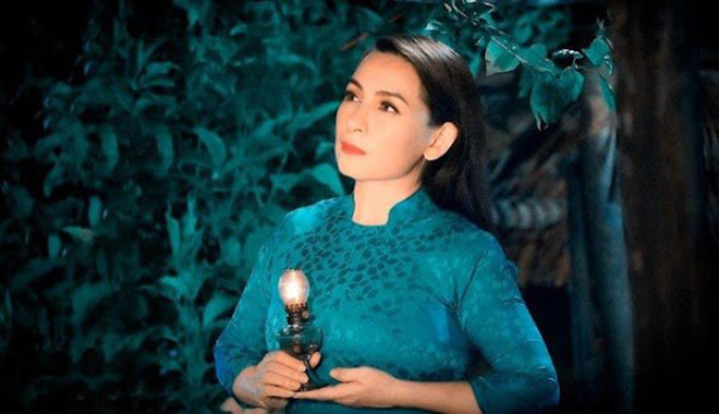 Phi Nhung từng khóc: Nhung biết ơn chị Trizzie mà không bao giờ nói ra hết - Ảnh 1. Phi Nhung từng khóc: Nhung biết ơn chị Trizzie mà không bao giờ nói ra hết - Ảnh 1.