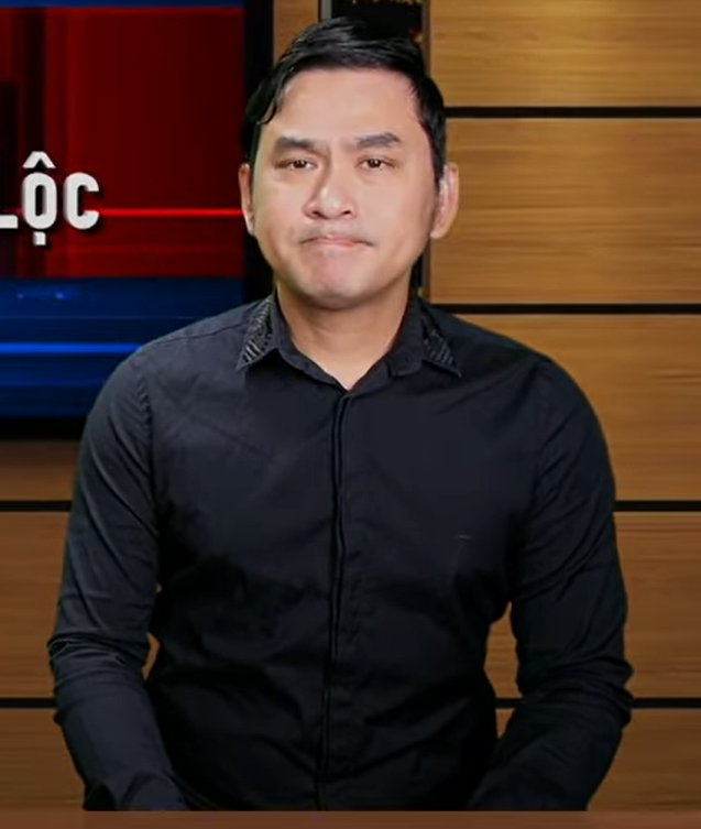 Phi Nhung bảo thương Việt Nam, thương những đứa con nên ở lại, không đi Mỹ! - Ảnh 1. Phi Nhung bảo thương Việt Nam, thương những đứa con nên ở lại, không đi Mỹ! - Ảnh 1.
