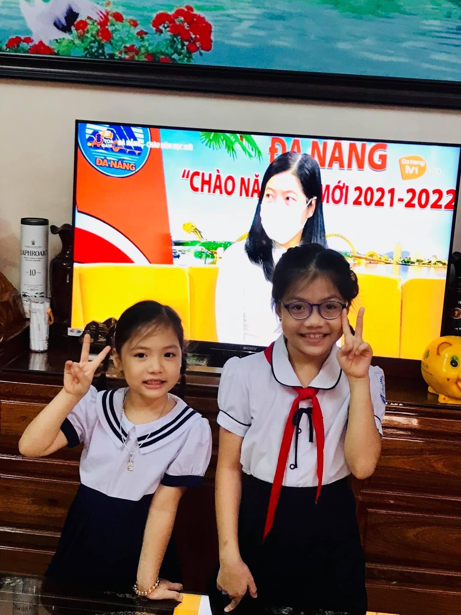 Những hình ảnh đặc biệt trong buổi lễ khai giảng online 5/9: Khoảnh khắc không bao giờ quên - Ảnh 10. Những hình ảnh đặc biệt trong buổi lễ khai giảng online 5/9: Khoảnh khắc không bao giờ quên - Ảnh 10.