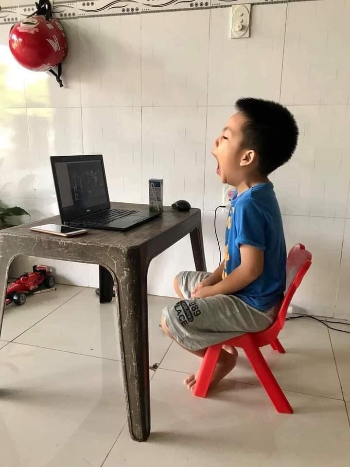 Những hình ảnh đặc biệt trong buổi lễ khai giảng online 5/9: Khoảnh khắc không bao giờ quên - Ảnh 13. Những hình ảnh đặc biệt trong buổi lễ khai giảng online 5/9: Khoảnh khắc không bao giờ quên - Ảnh 13.