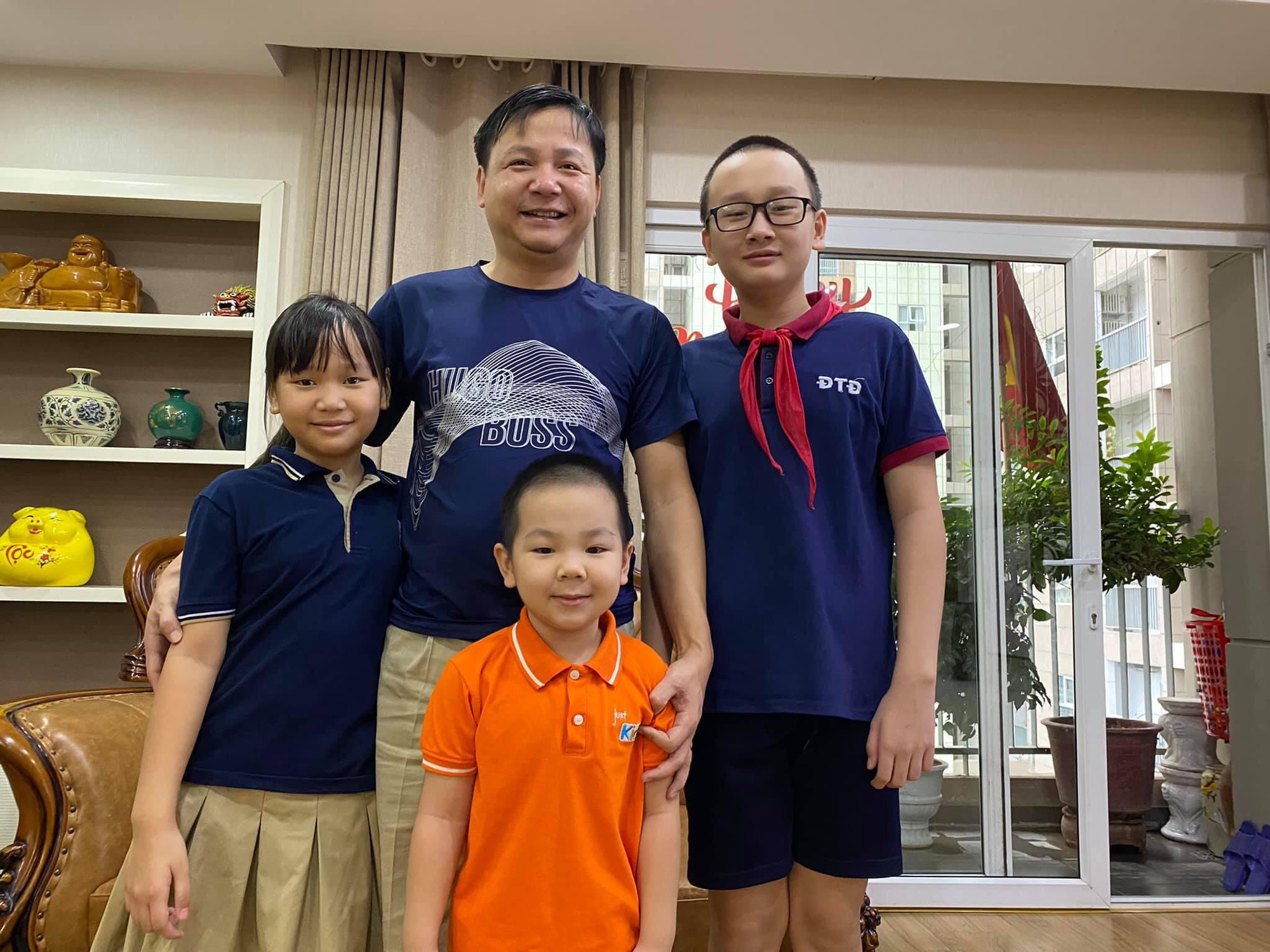 Những hình ảnh đặc biệt trong buổi lễ khai giảng online 5/9: Khoảnh khắc không bao giờ quên - Ảnh 8. Những hình ảnh đặc biệt trong buổi lễ khai giảng online 5/9: Khoảnh khắc không bao giờ quên - Ảnh 8.