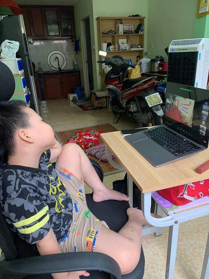 Những hình ảnh đặc biệt trong buổi lễ khai giảng online 5/9: Khoảnh khắc không bao giờ quên - Ảnh 15. Những hình ảnh đặc biệt trong buổi lễ khai giảng online 5/9: Khoảnh khắc không bao giờ quên - Ảnh 15.