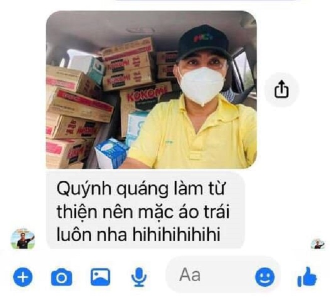 MC Quyền Linh gây xúc động với hình ảnh mặc áo trái vì vội đi làm từ thiện - Ảnh 2.