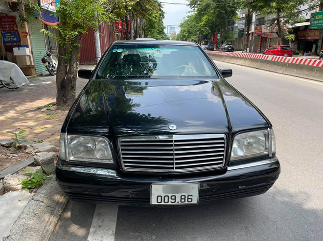 Bấm được biển phát lộc, Mercedes-Benz S-Class thời ‘ông bà anh’ vẫn có giá rẻ ngang Honda SH - Ảnh 2.