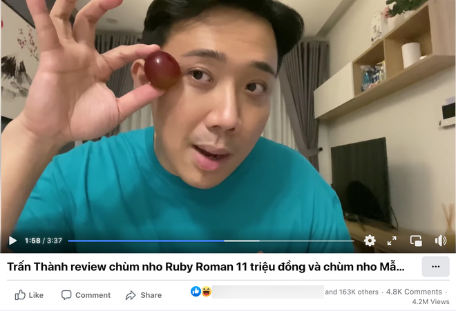 Clip review chùm nho 11 triệu của Trấn Thành bất ngờ bị đào lại, nhiều netizen để lại bình luận phản cảm liên quan đến sao kê - Ảnh 1.