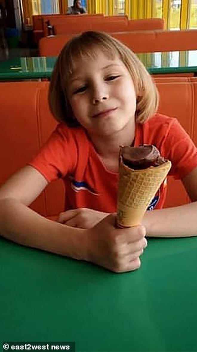 2 bé gái 10 tuổi bị cưỡng hiếp rồi sát hại tại ngôi nhà hoang, khoảnh khắc cuối đứng cạnh kẻ ác nhân được tiết lộ gây ám ảnh - Ảnh 3. 2 bé gái 10 tuổi bị cưỡng hiếp rồi sát hại tại ngôi nhà hoang, khoảnh khắc cuối đứng cạnh kẻ ác nhân được tiết lộ gây ám ảnh - Ảnh 3.