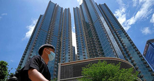 Đi tiêm vắc-xin Covid-19, một người trúng thưởng căn hộ trị giá 1,4 triệu USD - Ảnh 1. Đi tiêm vắc-xin Covid-19, một người trúng thưởng căn hộ trị giá 1,4 triệu USD - Ảnh 1.