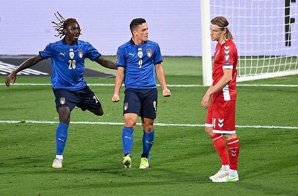 Italia 5-0 Lithuania: Song sát mới của Azzurri - Ảnh 3.