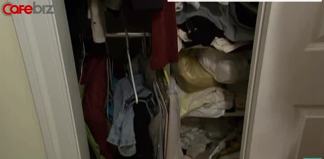 Người phụ nữ có thu nhập cao ở New York suốt 20 năm không mua đồ lót, phơi khô giấy vệ sinh để tái sử dụng, nhắn nhủ: Hãy sống tối giản nhất! - Ảnh 3. Người phụ nữ có thu nhập cao ở New York suốt 20 năm không mua đồ lót, phơi khô giấy vệ sinh để tái sử dụng, nhắn nhủ: Hãy sống tối giản nhất! - Ảnh 3.