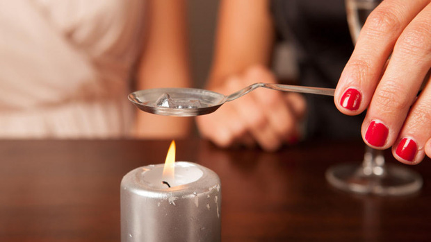 Phong tục đón năm mới kỳ lạ tại các nước trên thế giới - Ảnh 6.