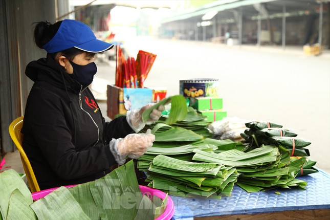 Làng bánh phu thê thấp thỏm chờ Tết - Ảnh 2.