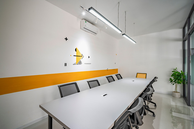 Chi Pu hé lộ văn phòng mới của công ty: Thiết kế ấn tượng, đậm chất nghệ thuật - Ảnh 8.