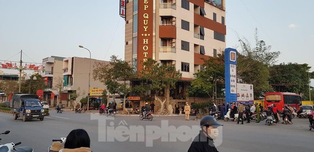 Hàng trăm cảnh sát bao vây, khám xét một khách sạn tại TP Thái Bình - Ảnh 2.