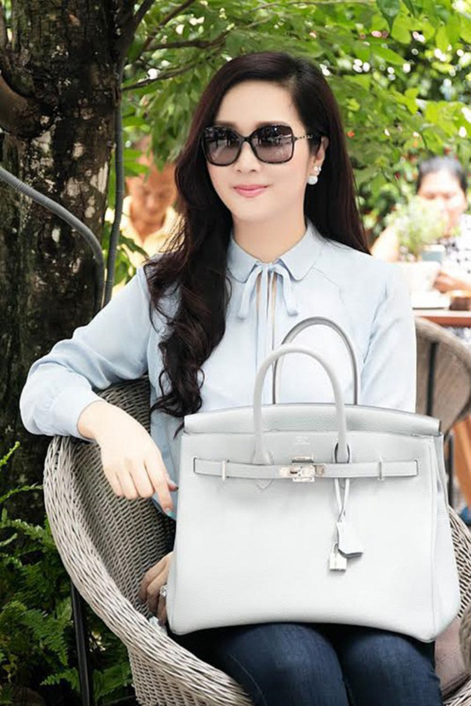 Người tình một thời của chủ tịch Tân Hoàng Minh nổi tiếng, giàu có cỡ nào? - Ảnh 7. Người tình một thời của chủ tịch Tân Hoàng Minh nổi tiếng, giàu có cỡ nào? - Ảnh 7.