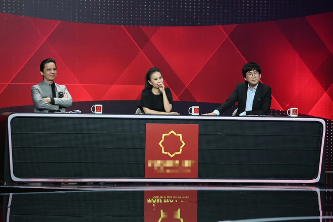 Kim Tử Long: Không có show, đi làm shipper giao cơm, 3 lần nhiễm Covid - Ảnh 1. Kim Tử Long: Không có show, đi làm shipper giao cơm, 3 lần nhiễm Covid - Ảnh 1.