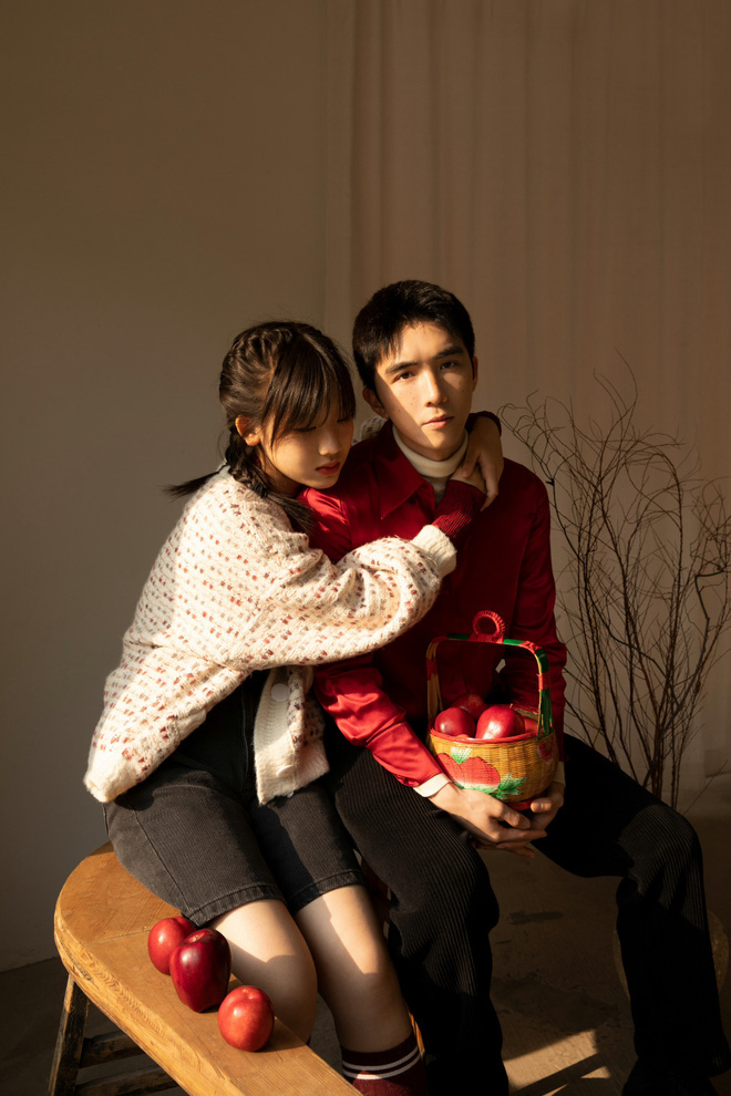 Em gái kém 18 tuổi của anh trai tốt nhất Trung Quốc lột xác không nhận ra sau 7 năm gây sốt MXH châu Á bằng loạt khoảnh khắc ngọt lụi tim - Ảnh 13.