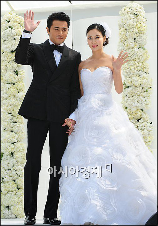 Park Shin Hye cưới tài tử kém tuổi Choi Tae Joon, nhưng netizen bỗng gọi tên bà xã Jang Dong Gun vì điều này - Ảnh 2.