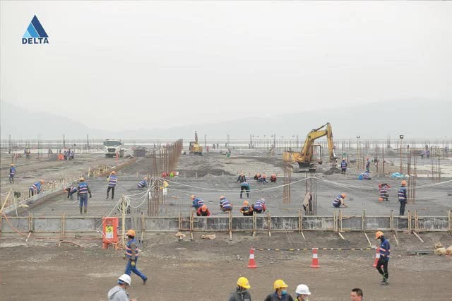 Cận cảnh nhà máy VinFast Vũng Áng - Hà Tĩnh: Đại công trường 2.000ha đã bắt đầu khởi công - Ảnh 5.