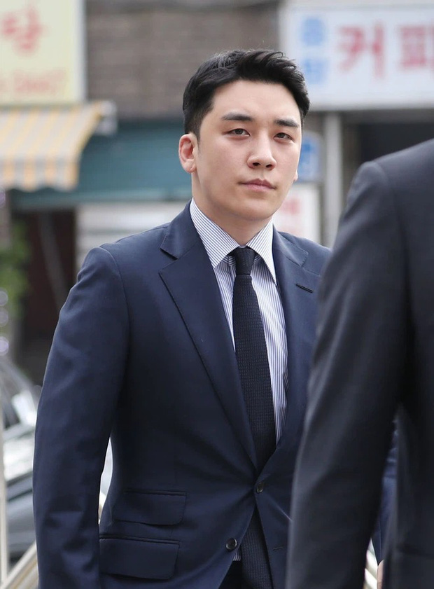 Đến hồi kết: Seungri (BIGBANG) chính thức thừa nhận mọi tội danh, tòa tuyên án phạt 21,6 tỷ và mức tù nhẹ đến choáng váng! - Ảnh 1.