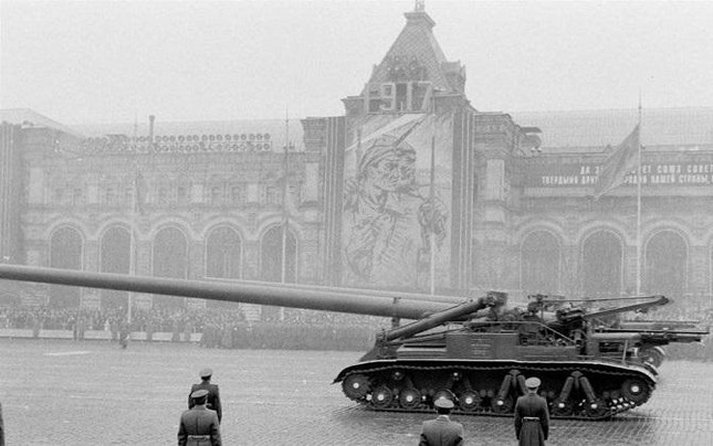 Những vũ khí kỳ lạ và đáng sợ nhất của Đế chế Nga và Liên Xô - Ảnh 3.