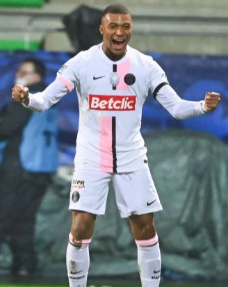 Mbappe lập hat-trick giúp PSG thắng tưng bừng ở trận đầu tiên trong năm 2022 - Ảnh 6.