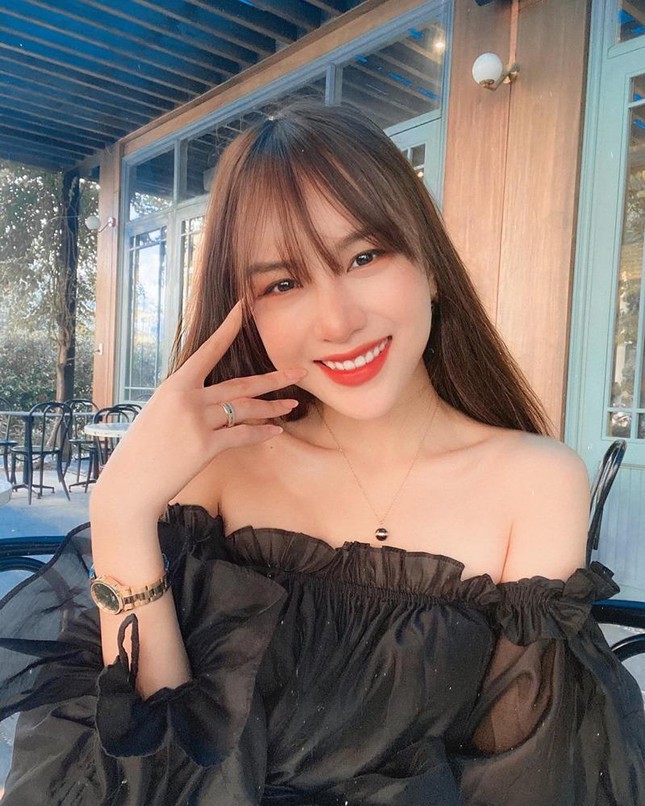 Hai con nối nghiệp bố NSND Trần Nhượng: Kẻ đại gia chân đất, người xinh đẹp như hot girl - Ảnh 6.