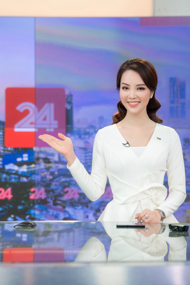 Những quý cô tuổi Dần của showbiz Việt: Hà Tăng sinh con thứ 3, Sĩ Thanh lận đận - Ảnh 3.