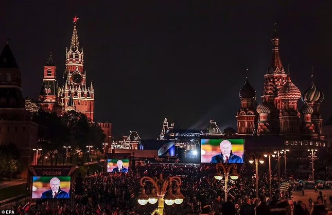 Tổng thống Putin phát biểu tại sự kiện chào mừng 4 vùng lãnh thổ mới sáp nhập Nga - Ảnh 1.