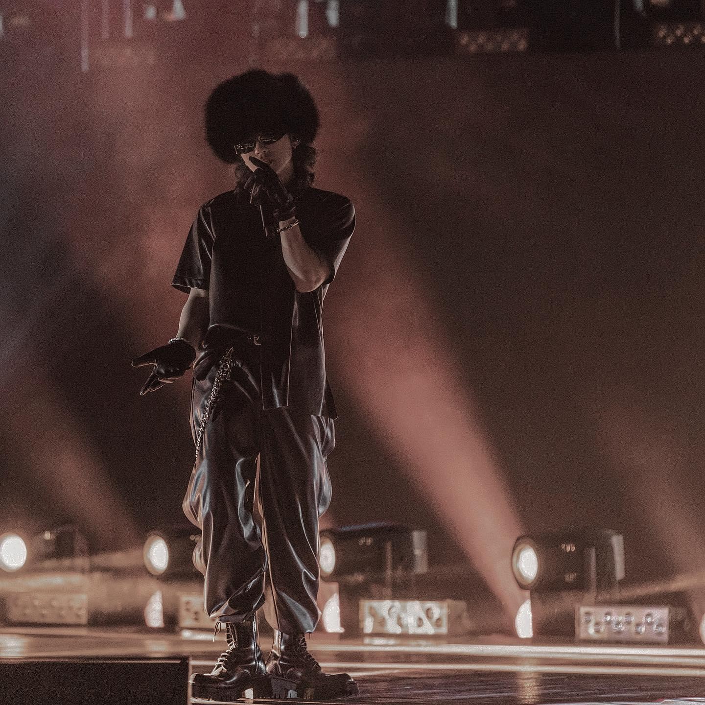 Cách lướt sóng dư luận của Sơn Tùng M-TP - Ảnh 4. Cách lướt sóng dư luận của Sơn Tùng M-TP - Ảnh 4.